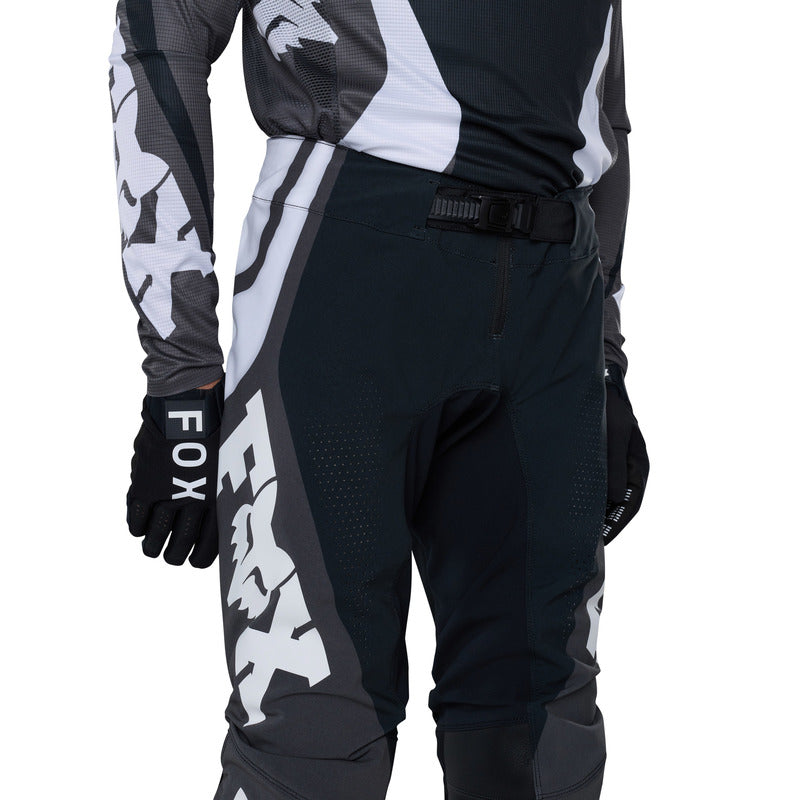 SPODNIE MOTOCYKLOWE FOX FLEXAIR THORN BLACK WHITE