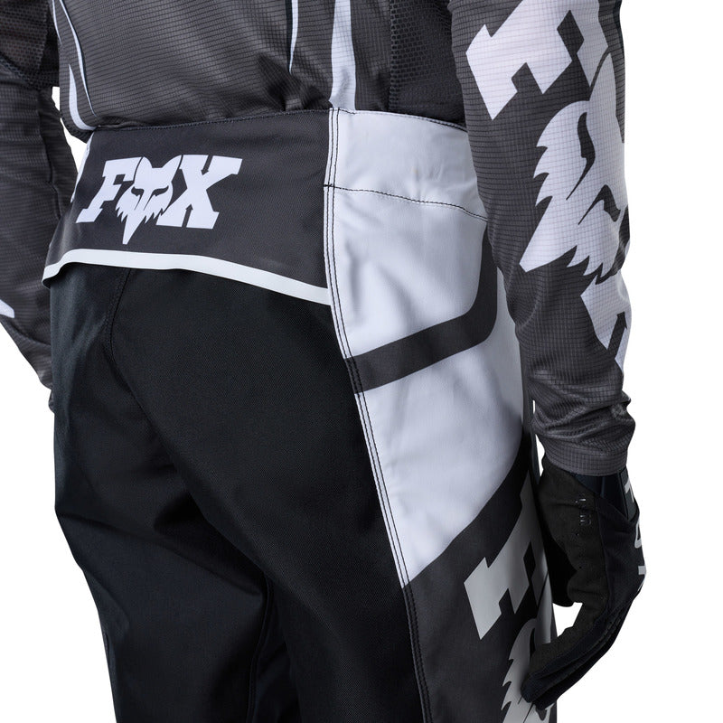 SPODNIE MOTOCYKLOWE FOX FLEXAIR THORN BLACK WHITE