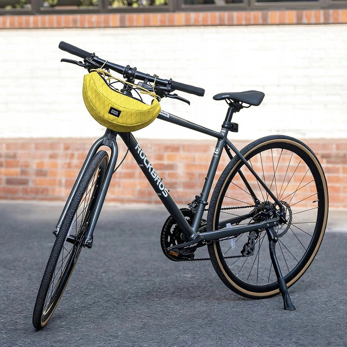 Torba rowerowa sakwa na kierownicę ramię banan 1.8 l Rockbros H74 saszetka