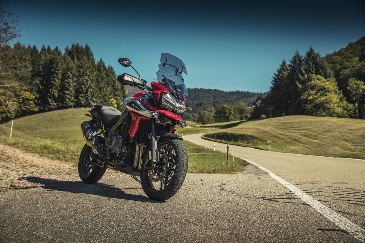 Szyba motocyklowa MRA TRIUMPH TIGER 1200 /XC /XR V201 , V301 2016-2021, forma VXCM, przyciemniana