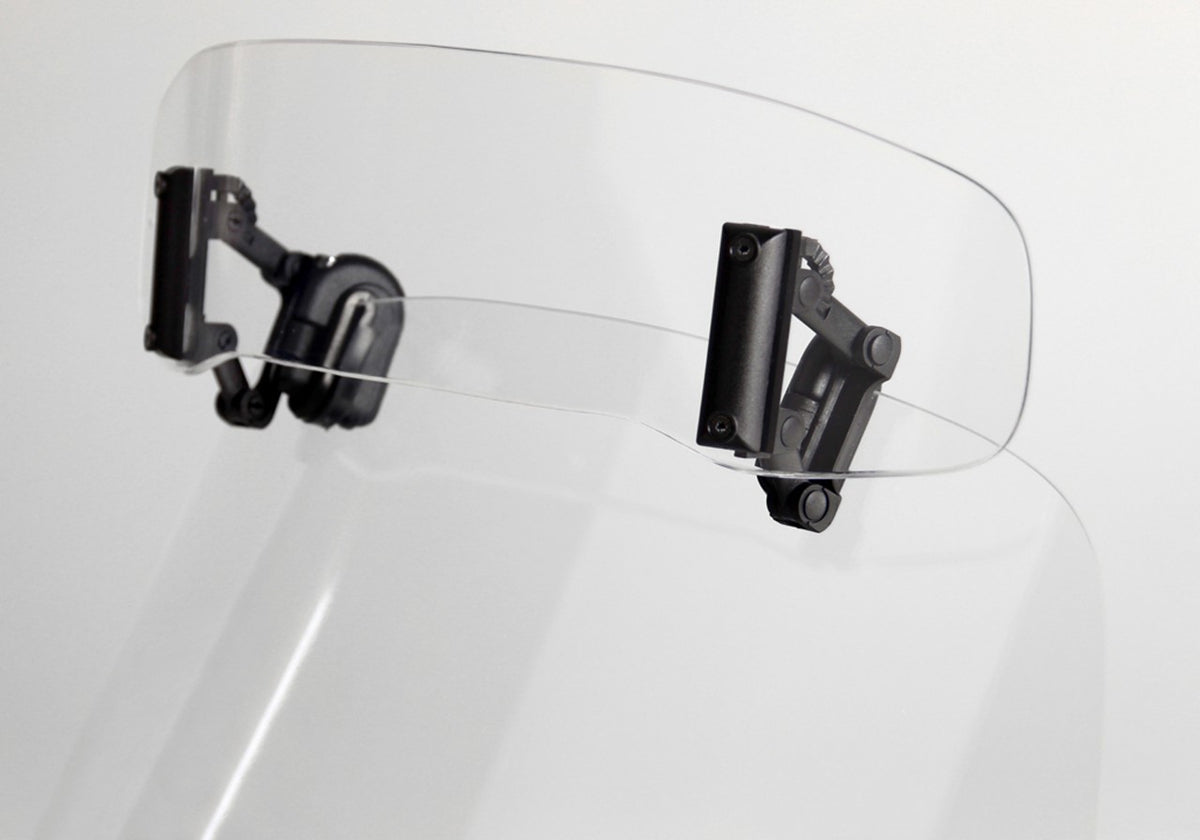 Deflektor motocyklowy MRA UNIVERSALNY, forma VSA-C, bezbarwny – zdjęcie 7