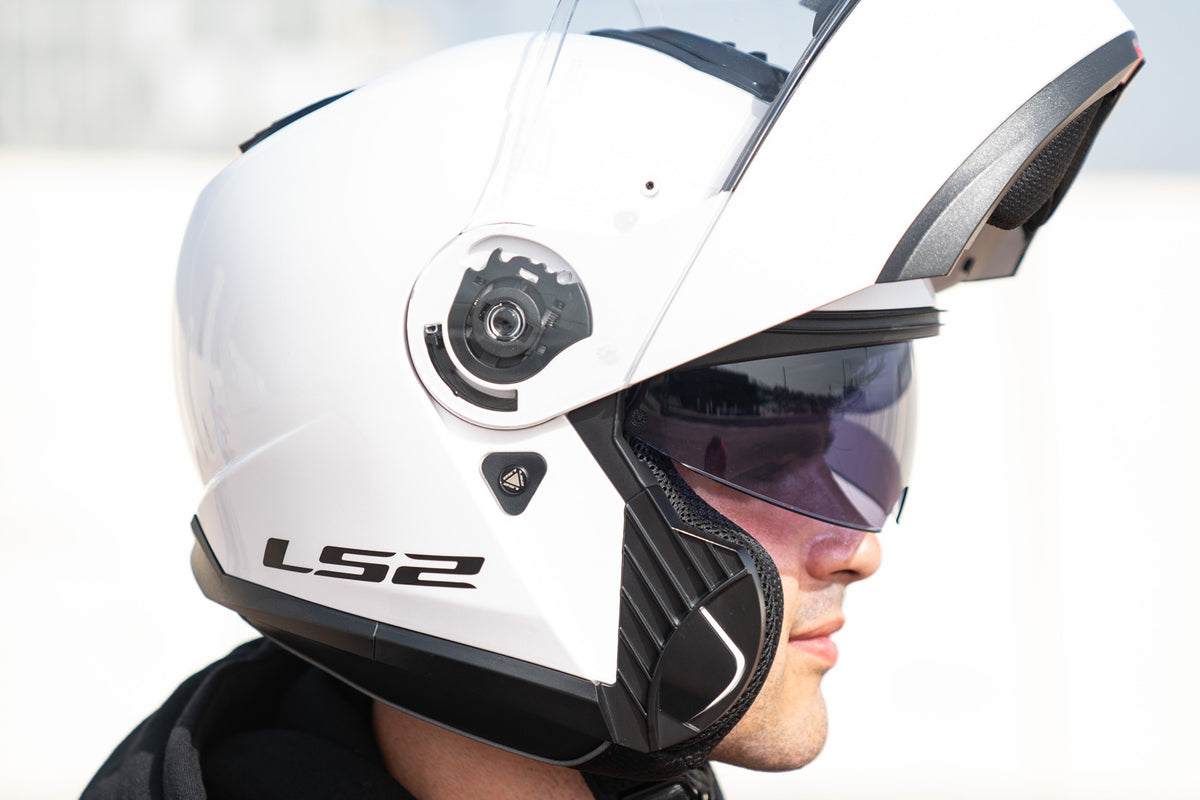 KASK LS2 FF908 STROBE II MONZA WH. BLUE RED-06