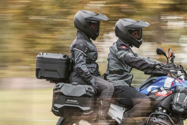 OPARCIE DLA PASAŻERA DUSC SW-MOTECH DUSC XL BLACK