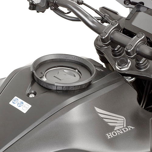 GIVI MOCOWANIE TANKLOCK HONDA CB 125 / 300 R (18 > 19)