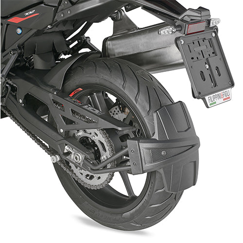 GIVI KIT MONTAŻOWY RM01 / RM02 - BENELLI TRK702/TRK702 X (23-25) / QJ MOTOR SRT 700 SX (25 > 26)