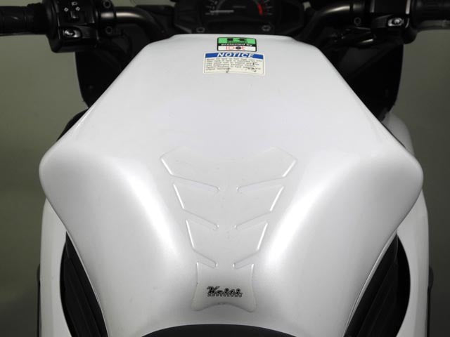 NAKLEJKA NA BAK TANKPAD KEITI SMALL CLEAR