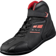 MAN BLACK RED 39
