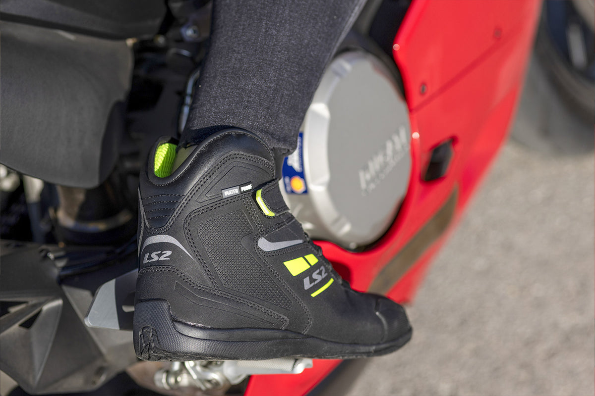 BUTY LS2 GARRA MAN WP BLACK H-V YELLOW